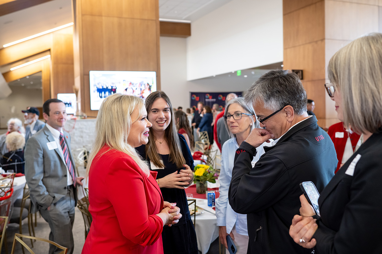 Holly Rowe and guests at the Distinguished Alumni Luncheon